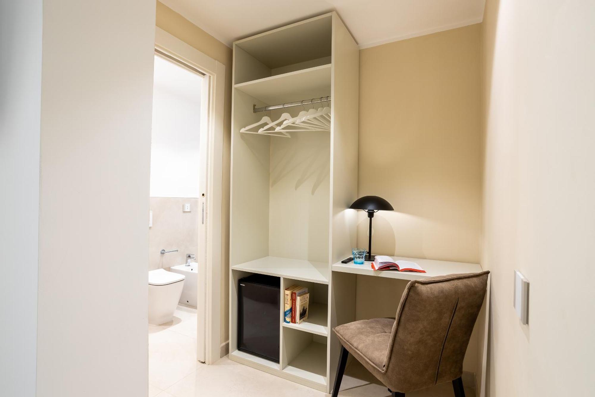 Magnini Rooms Кальяри Экстерьер фото