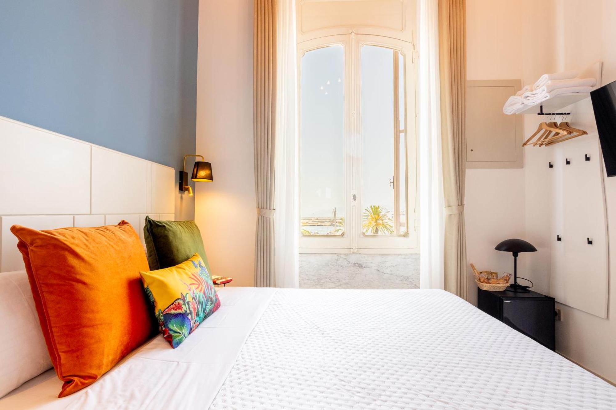 Magnini Rooms Кальяри Экстерьер фото